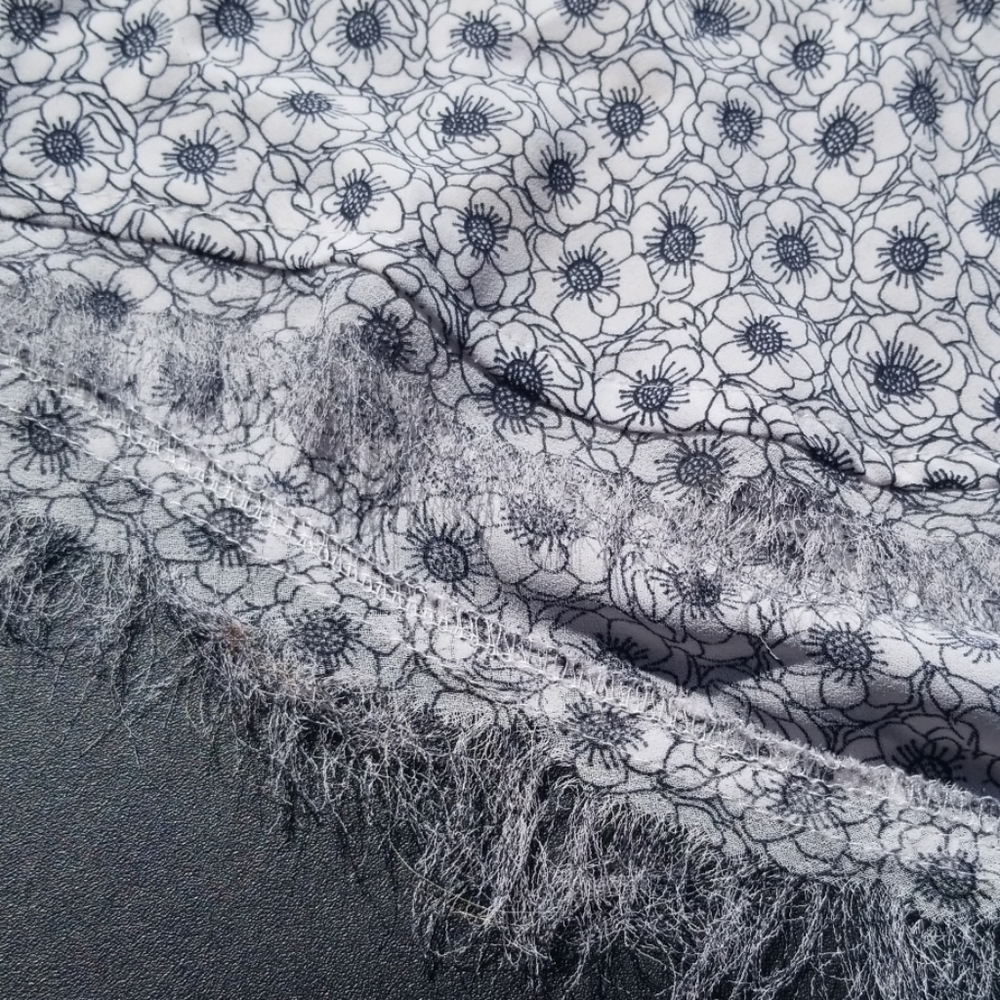 Blouse - Picture 3 of 4